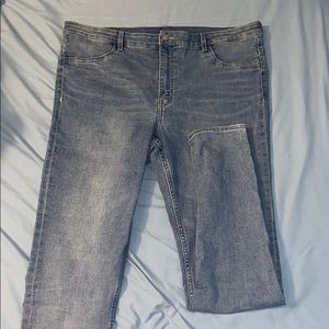 H&M Divided High Rise Jeans Size 18 — Like New